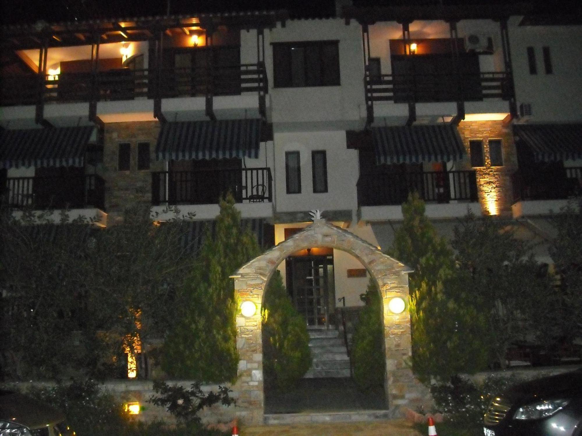Hotel Ballas Agria Exterior photo