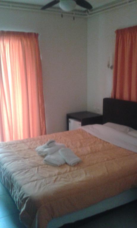 Hotel Ballas Agria Exterior photo